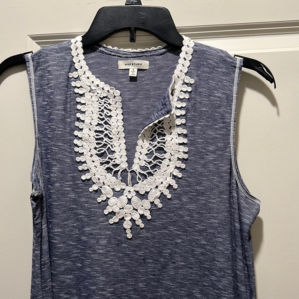 Dress with print on top
